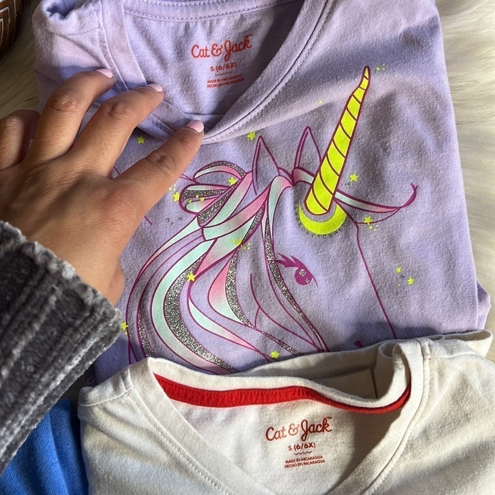 5 piece girls bundle lot - 3 sweatpants - 2 long sleeves - Picture 10 of 11